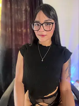 AlannaDollx online show from November 16, 5:35 pm