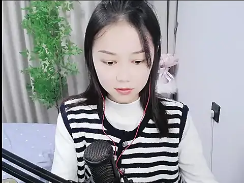 mili0923 online show from November 19, 3:01 pm