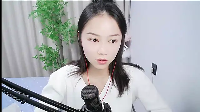 mili0923 online show from November 29, 4:00 pm