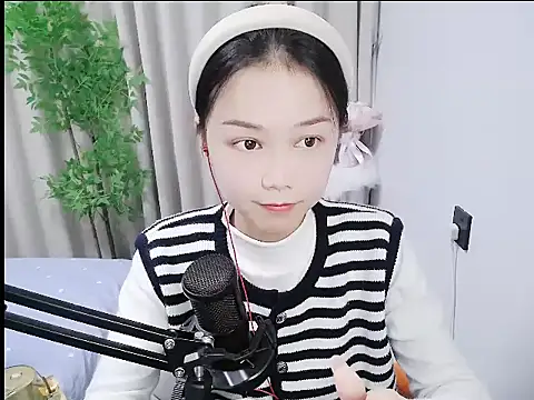 mili0923 online show from November 26, 3:46 pm