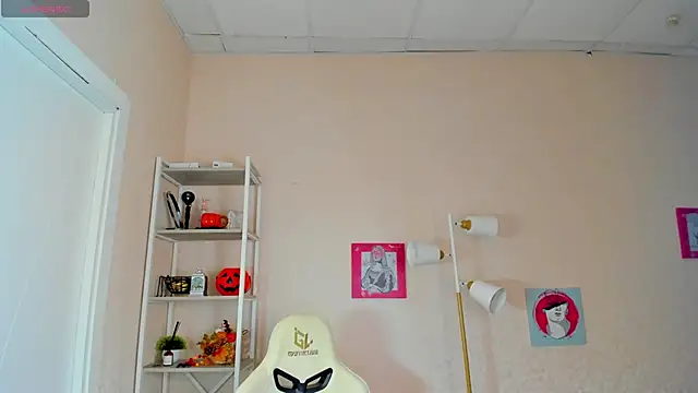 Barbara Mitchel online show from November 29, 12:20 pm