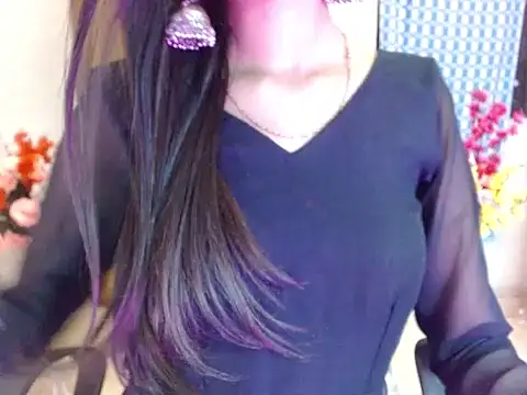 Roiseeee online show from April 2, 1:41 pm