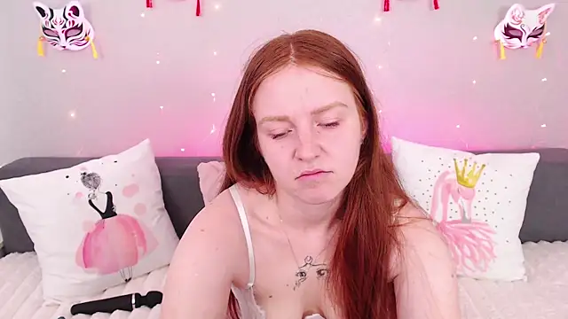 Evarey  online show from July 18, 5:33 am