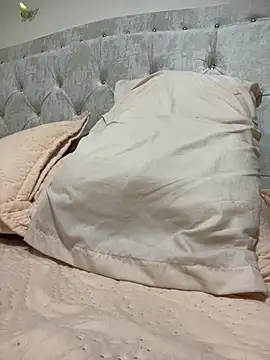 emi star online show from February 24, 1:16 am