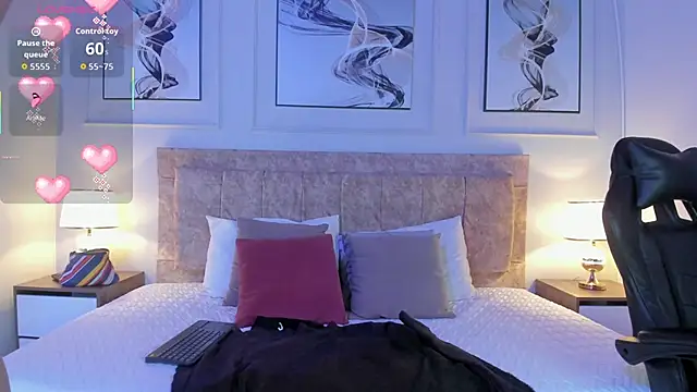 celeste collins  online show from November 20, 12:06 pm