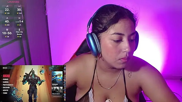 mariam ferrer online show from November 7, 4:18 am