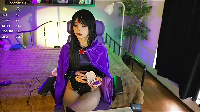 Bayonetta doll online show from October 16, 9:17 pm