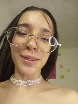 Brugmansia  online show from April 11, 7:45 am