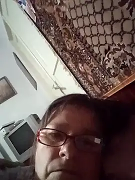 MilaCold5443 online show from December 2, 7:27 pm