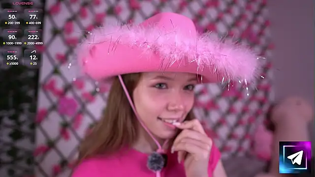 Petite Polly online show from November 14, 6:08 pm