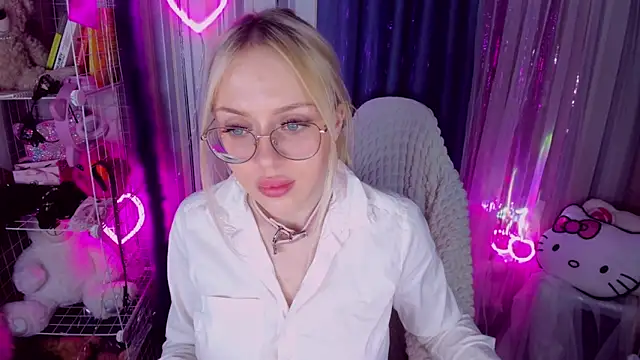 CeaneLino online show from April 30, 9:08 pm