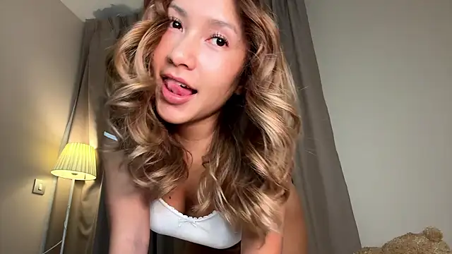 Sweetie Natasha online show from March 25, 9:50 pm