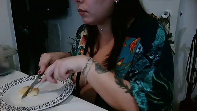 solenekiss online show from January 7, 10:46 pm