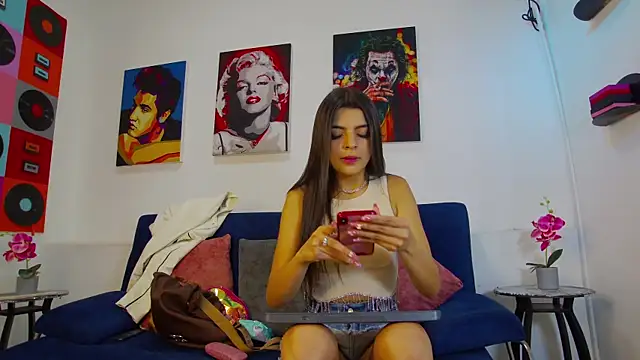 Aranzza Ross online show from January 11, 2:44 pm