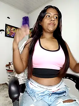 vannesitha25 online show from October 18, 6:31 pm