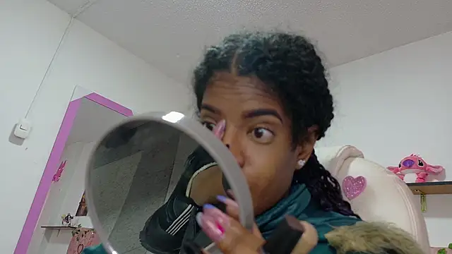 thianahorny online show from March 10, 1:04 pm