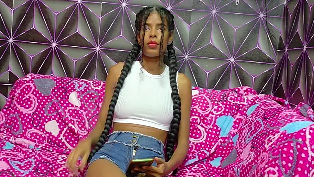 thianahorny online show from October 7, 10:25 pm