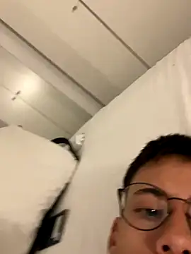 Maryanit online show from October 8, 4:22 pm