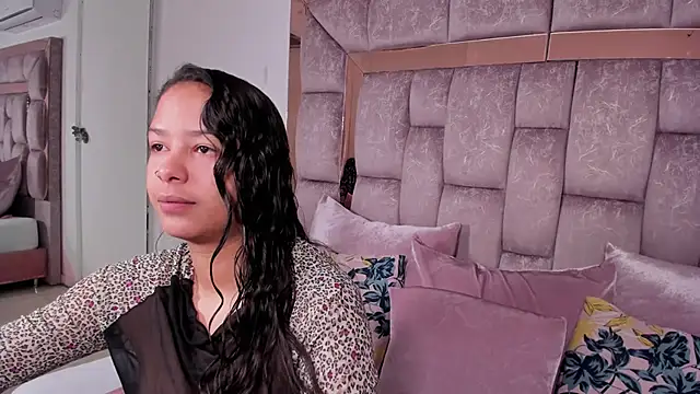 kaorybliss online show from April 17, 4:03 am