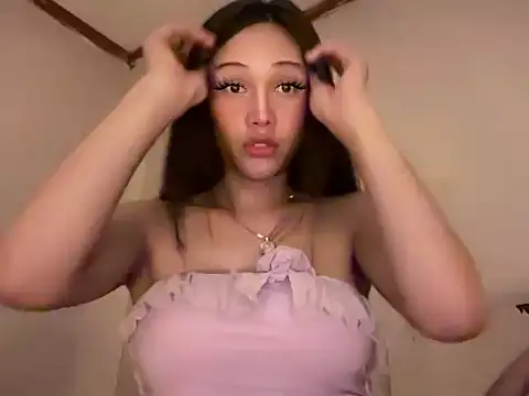 CallMeLerren online show from May 22, 7:23 pm