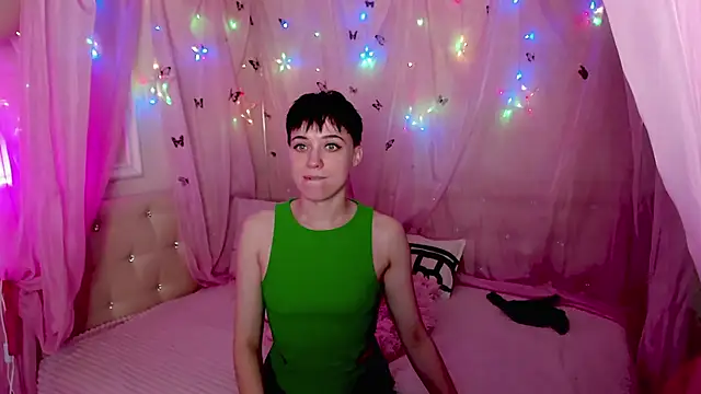 Victoria Panther online show from November 15, 6:25 am