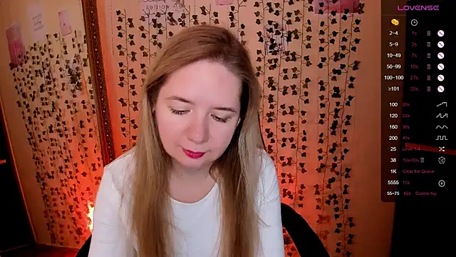 Evaa Braunn online show from March 2, 7:15 am