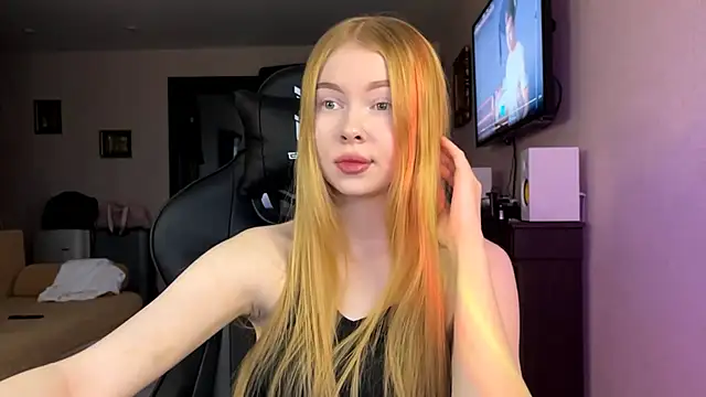 RaguelNicksons online show from November 13, 5:39 am