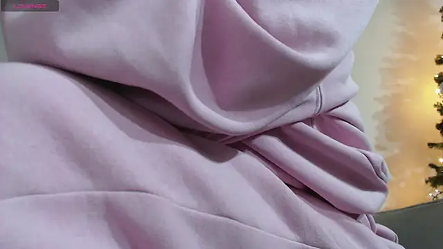 GoddessAnny Roses online show from January 18, 1:35 am