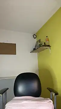 thepicis online show from January 17, 1:02 am