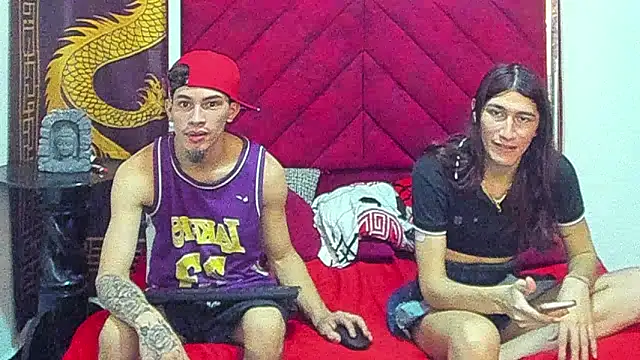 Pride couple online show from January 10, 1:32 am