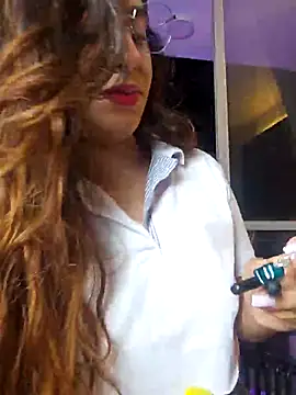 Meganthomson online show from March 9, 2:59 am