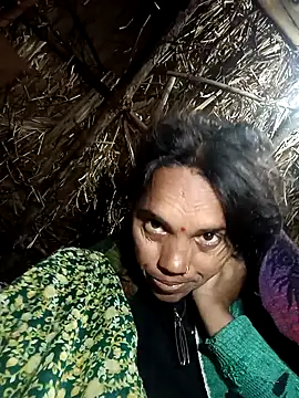 Cutsedi3 online show from January 12, 10:48 pm