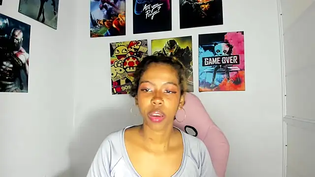 Dakota evans18 online show from October 19, 5:09 am