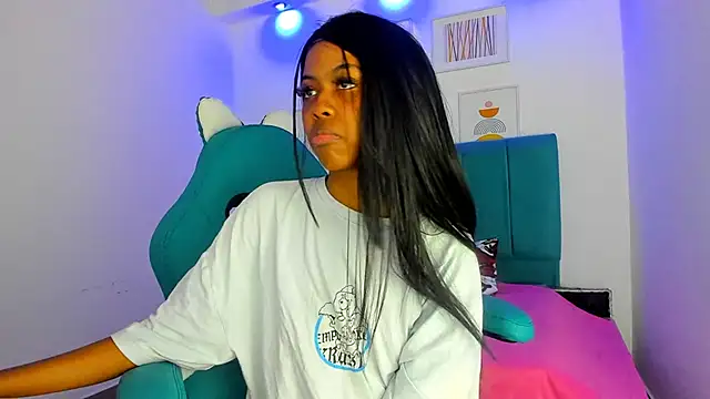 Dakota evans18 online show from November 29, 3:21 am