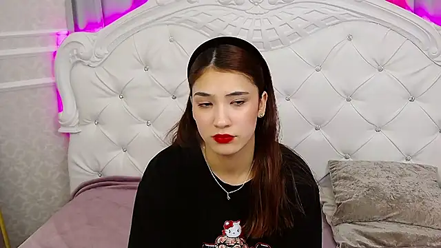 ArielLoove online show from January 17, 1:51 pm