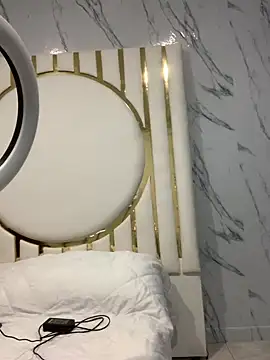 Candy Brown69 online show from October 27, 12:01 pm