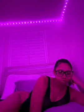 ThatBratCartier online show from November 25, 4:47 am