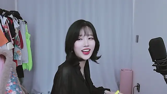 MISA 02 online show from April 5, 6:45 am