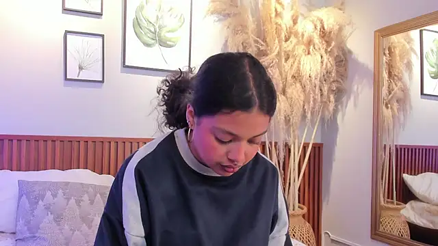 MIAHIVANOV online show from November 21, 1:46 pm