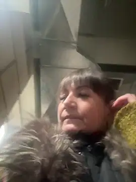 Butterfly8385 online show from April 6, 8:15 am