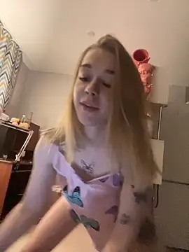 AngellnSilk online show from November 2, 12:08 pm