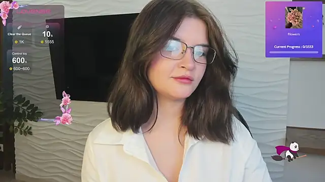 Mori Girll online show from October 16, 1:14 pm