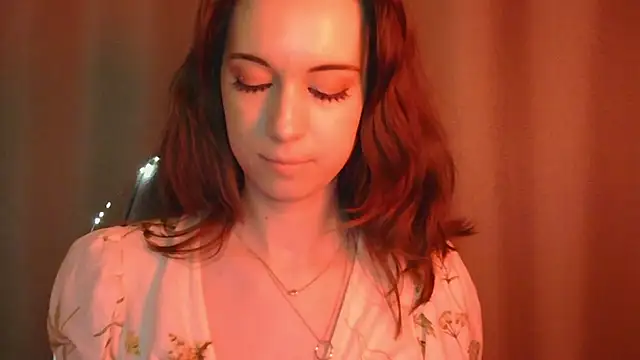 VeraLush online show from November 17, 1:45 pm