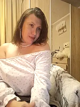 Ambika beauty online show from February 8, 8:45 pm