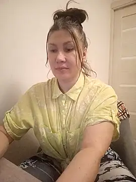 Ambika beauty online show from March 7, 1:01 am