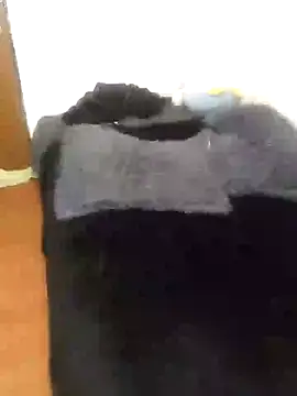 issa bunny online show from October 13, 3:20 am