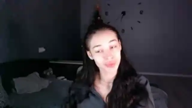 Daphne Darkthorn online show from December 17, 4:16 am