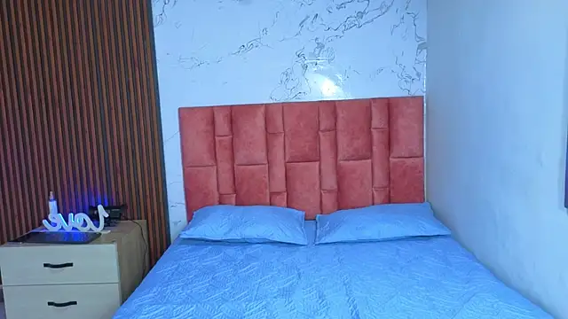 danna peters online show from November 26, 8:10 pm