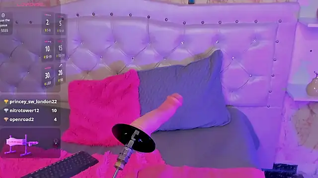 GabbiePrice online show from November 4, 5:51 pm