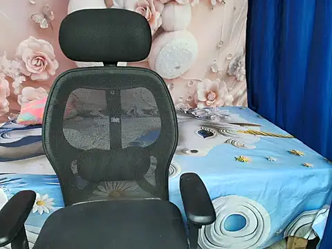 hii tanisha online show from April 1, 3:53 pm